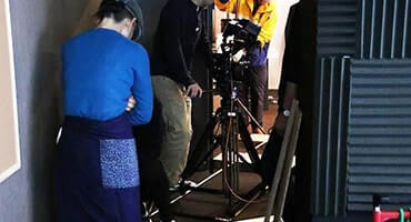スタジオ利用事例：NHK「サラメシ」番組内再現VTRの撮影
